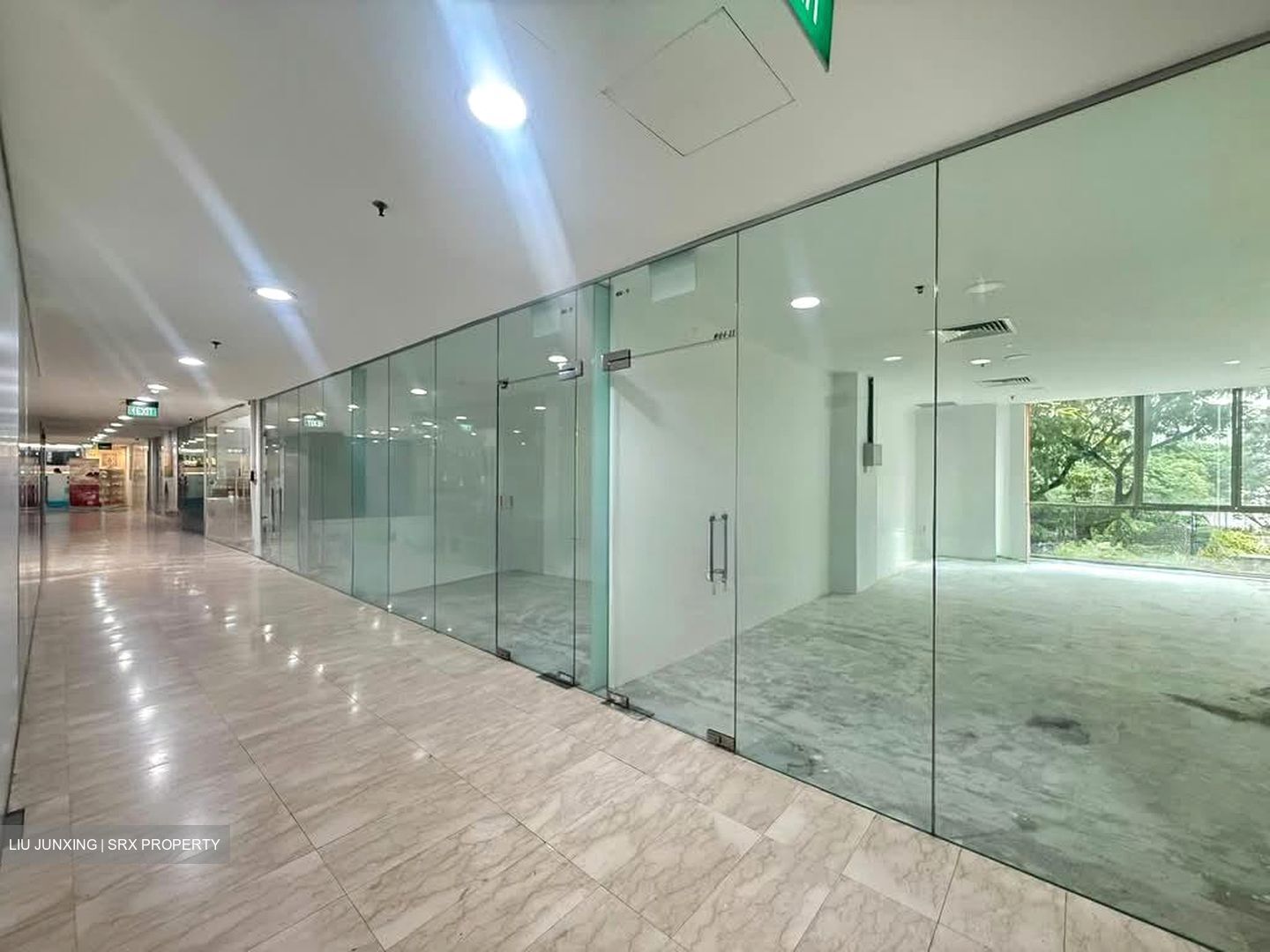 Singapore Shopping Centre (D9), Retail #563954501
